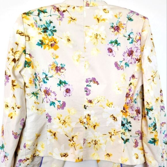 Antonio Melani Floral Imprint Blazer - Picture 4 of 5